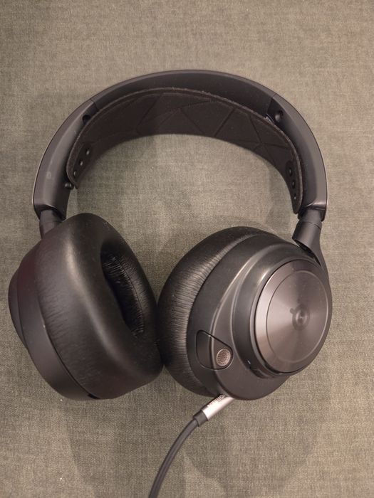 Słuchawki Steelseries Arctis Nova PRO + GAMEDAC (używane ale jak nowe)