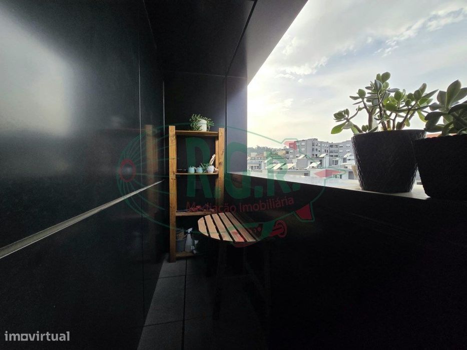 Apartamento T2+1 Semi-NOVO - S. PEDRO DESIGN II