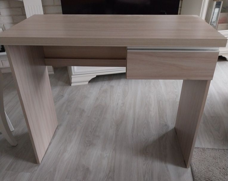 Biurko młodzieżowe Bodzio szer. 95cm, stan bardzo dobry