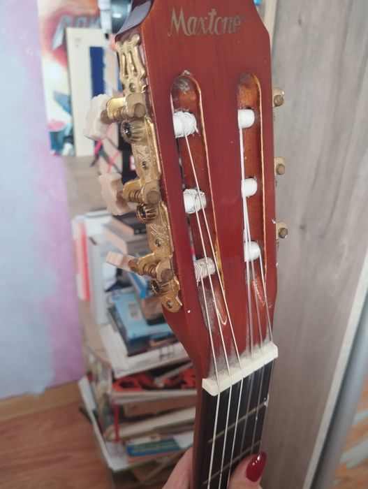 Продам гітару  Maxtone CGC-39ON