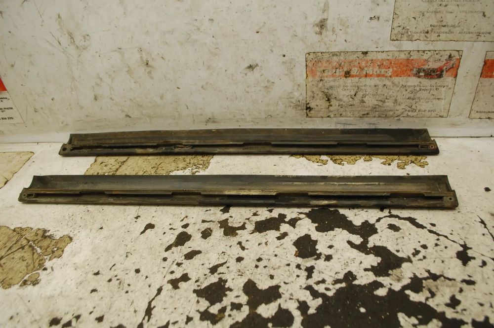 LISTWA DRZWI ZEWNĘTRZNA DOLNA LEWY PRAWY TYŁ TYLNA AUDI A3 8L LIFT 5D 8L4853969 8L4853970