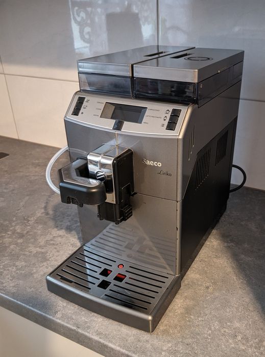 Ekspres ciśnieniowy Saeco Liryka - przystawka cappuccinatore
