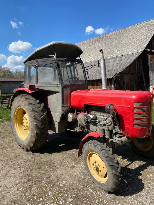 Sprzedam Ursus 4011 z pługiem i kosiarką