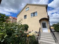 Продам чудовий будинок з ремонтом