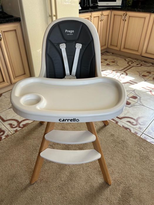 Годувальний стільчик Carello