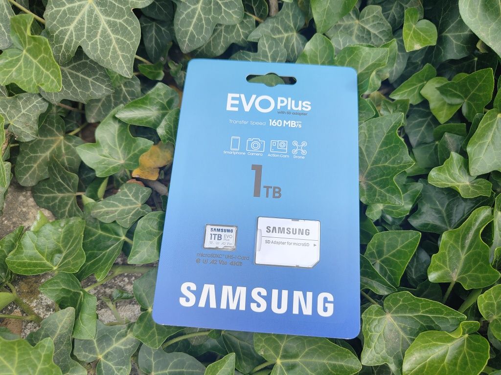 Карта пам'яті Samsung Evo Plus microSDXC 1TB + SD адаптер оригінал