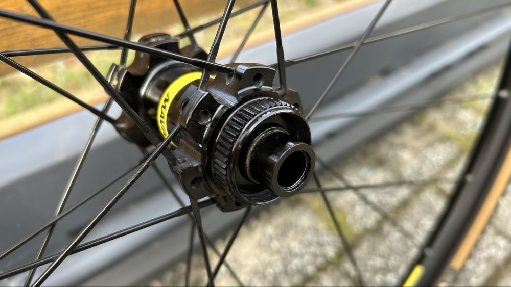 Komplet kół Mavic Allroad - w bardzo dobrym stanie