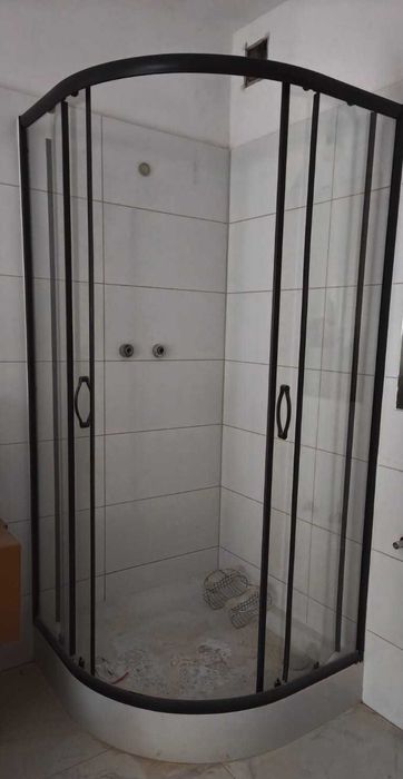Kabina prysznicowa z brodzikiem + deszczownica stan B dobry