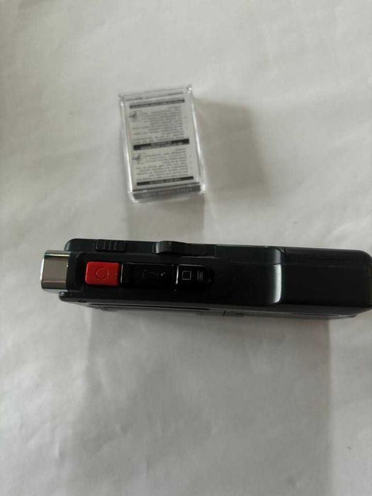 Dyktafon Sony   Microcassette-corder M-450  powystawowy
