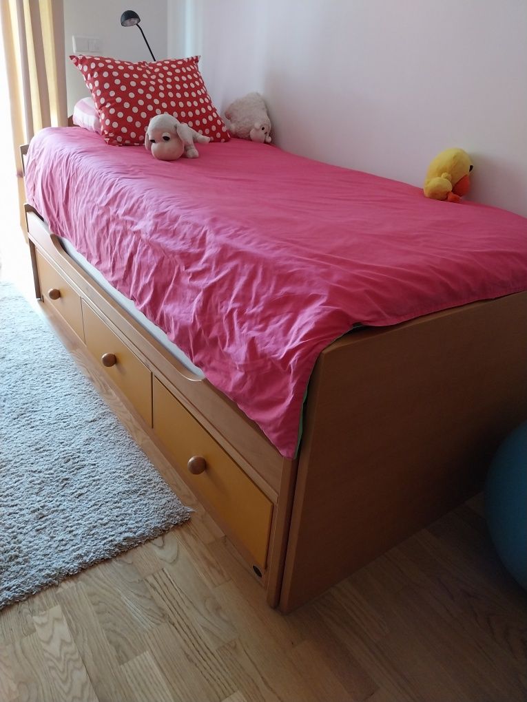 Cama de junior com 2 colchoes