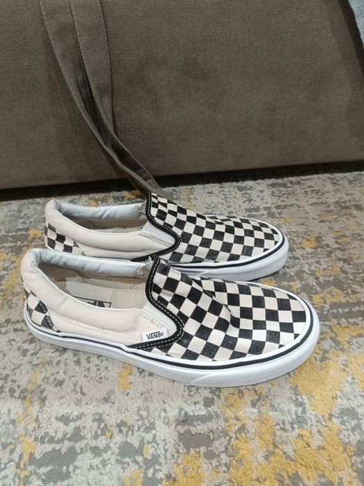 Vansy rozmiar 40,5 wkladka 26 mało używane