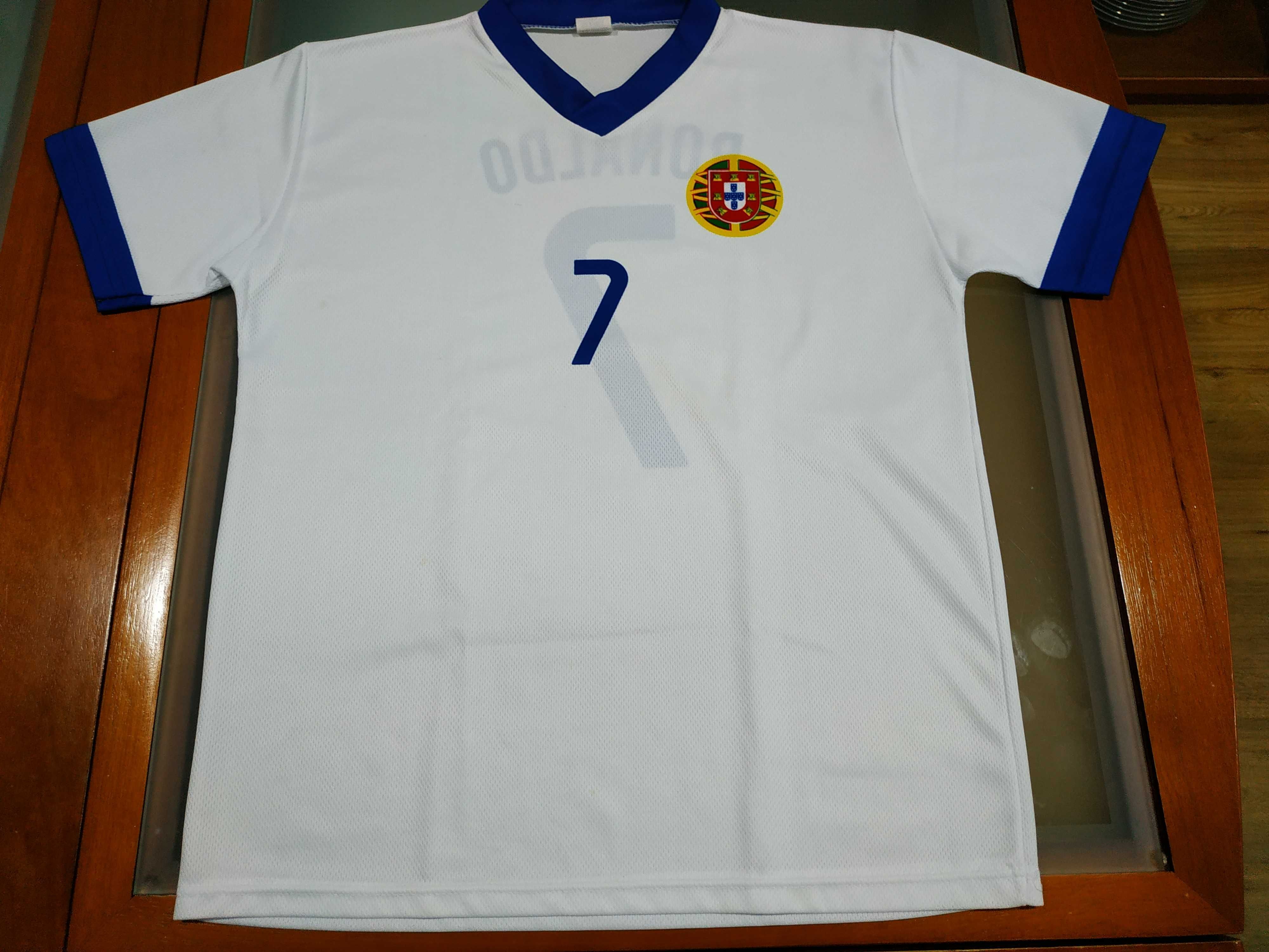 T-shirt Ronaldo Nº7 tamanho 12 anos