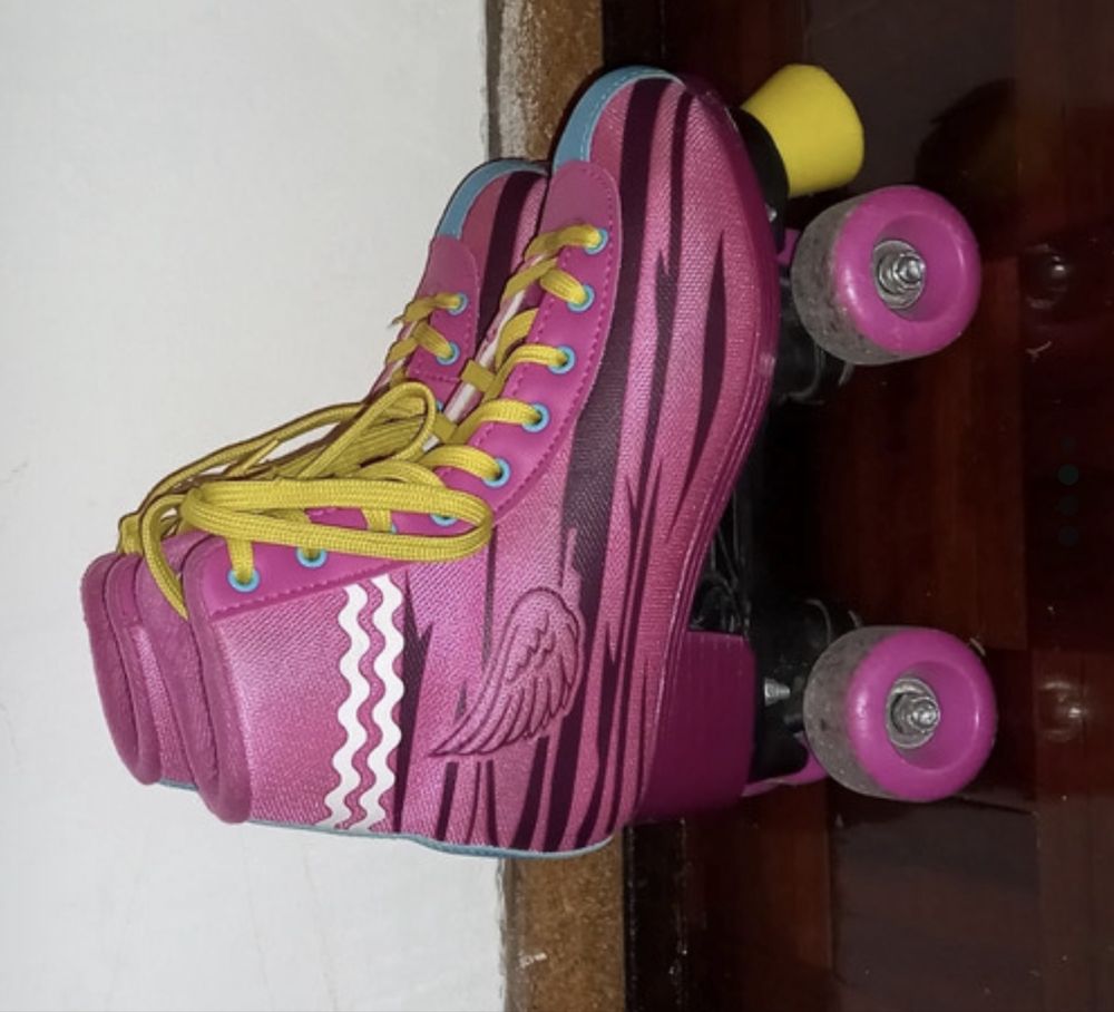 Patins de quatro da Soy Luna