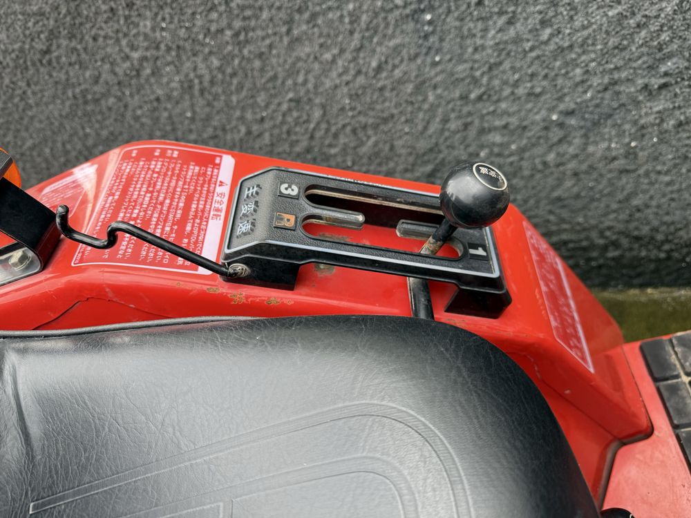 Trator Yanmar com tração