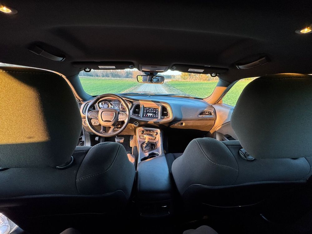 Dodge Challenger 3.6 v6. Doskonaly stan, niski przebieg!