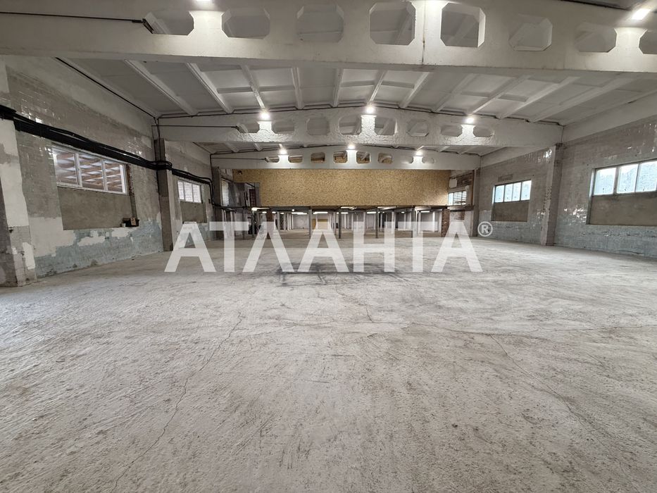 Оренда складів великих площ, є офісні, жилі та комерц приміщ