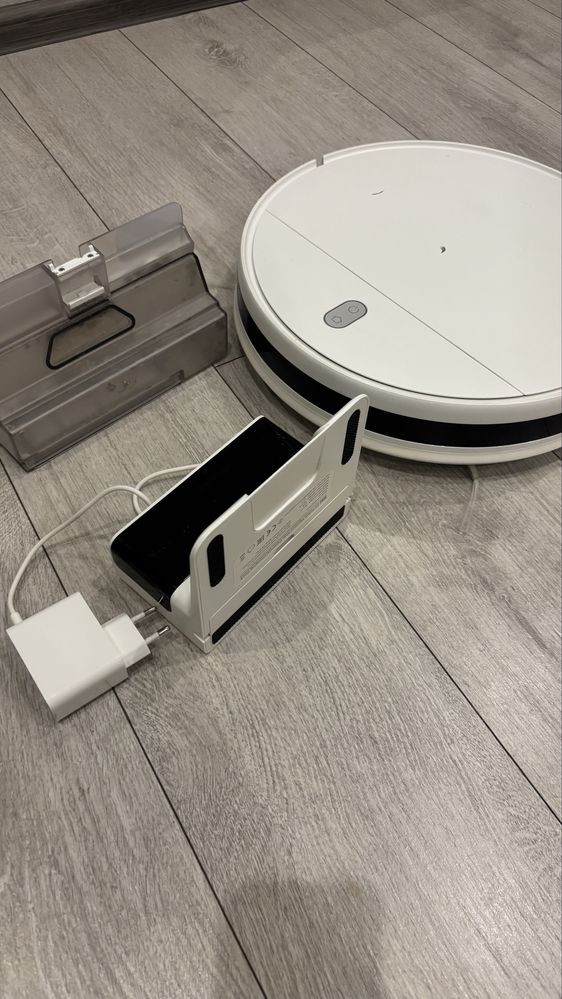 Робот пылесос Xiaomi MI ROBOT VACUUM-MOP