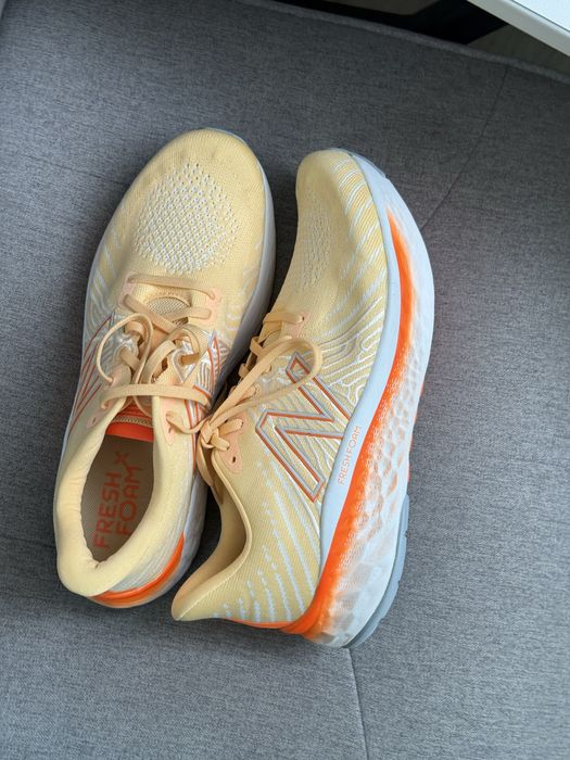 Оригінал new balance fresh foam розмір 43(27,5)