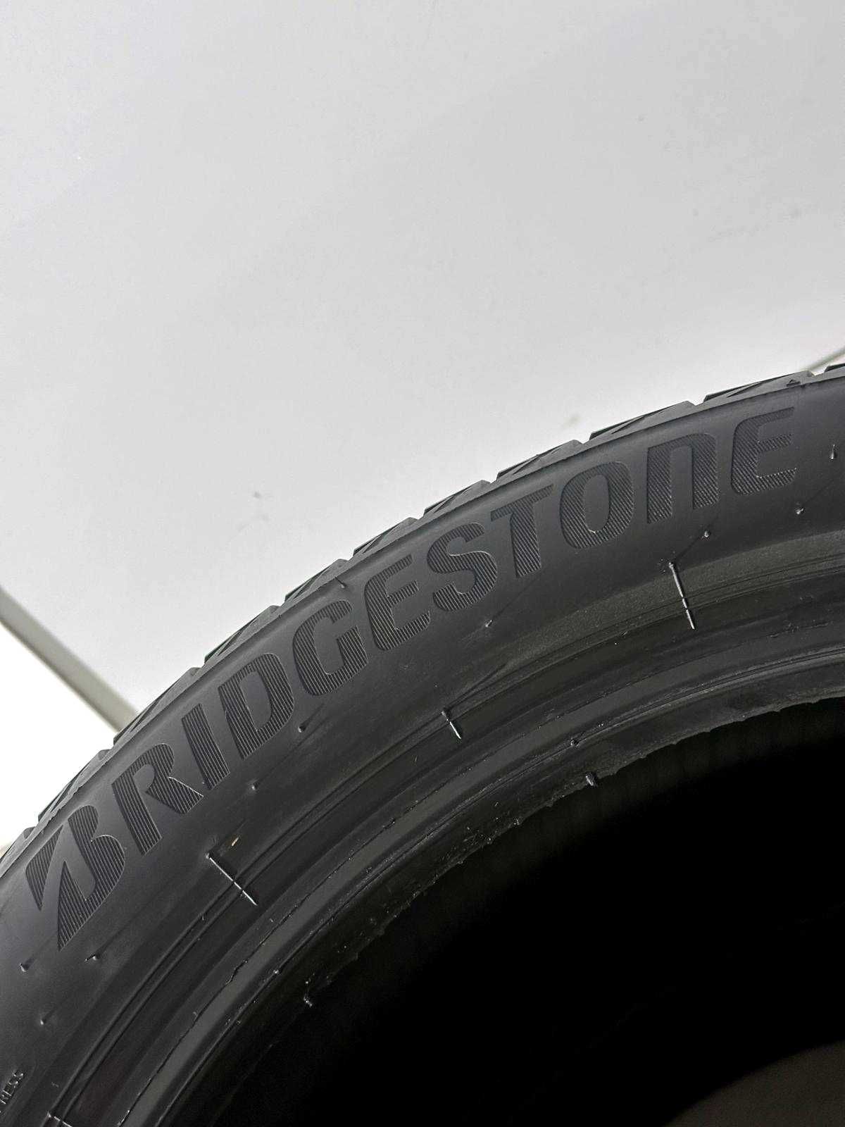 Pneus Bridgestone Turanza T005 - 225/45/18 - Excelentes