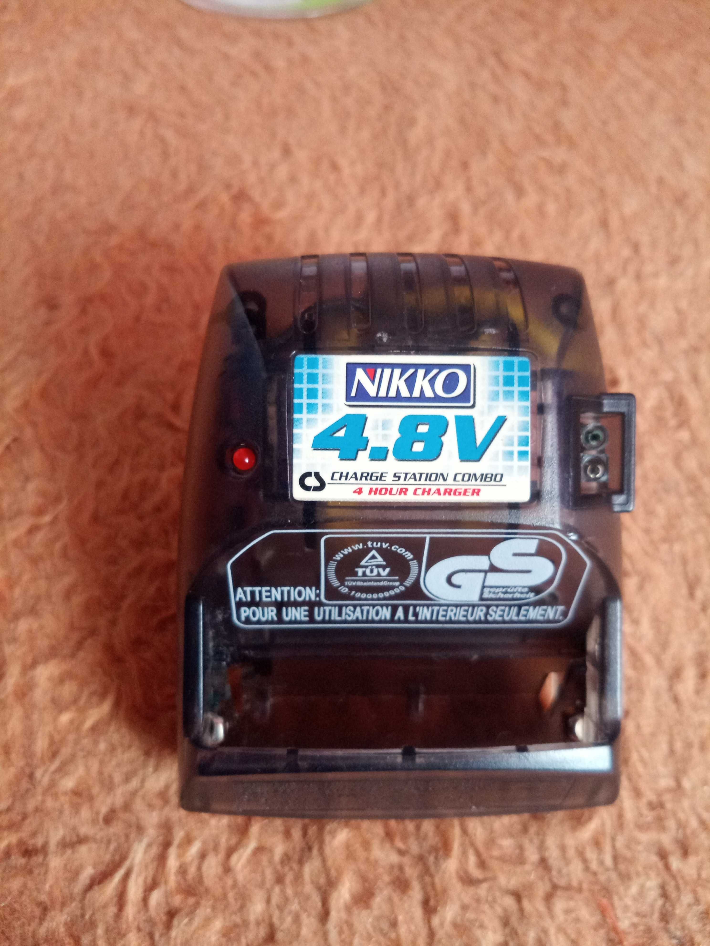 Зарядное устройство Nikko BC520 A
