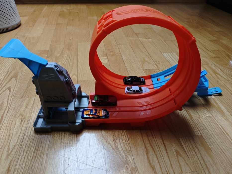 Tor Hot Wheels Rywalizacja Mistrzów pętla