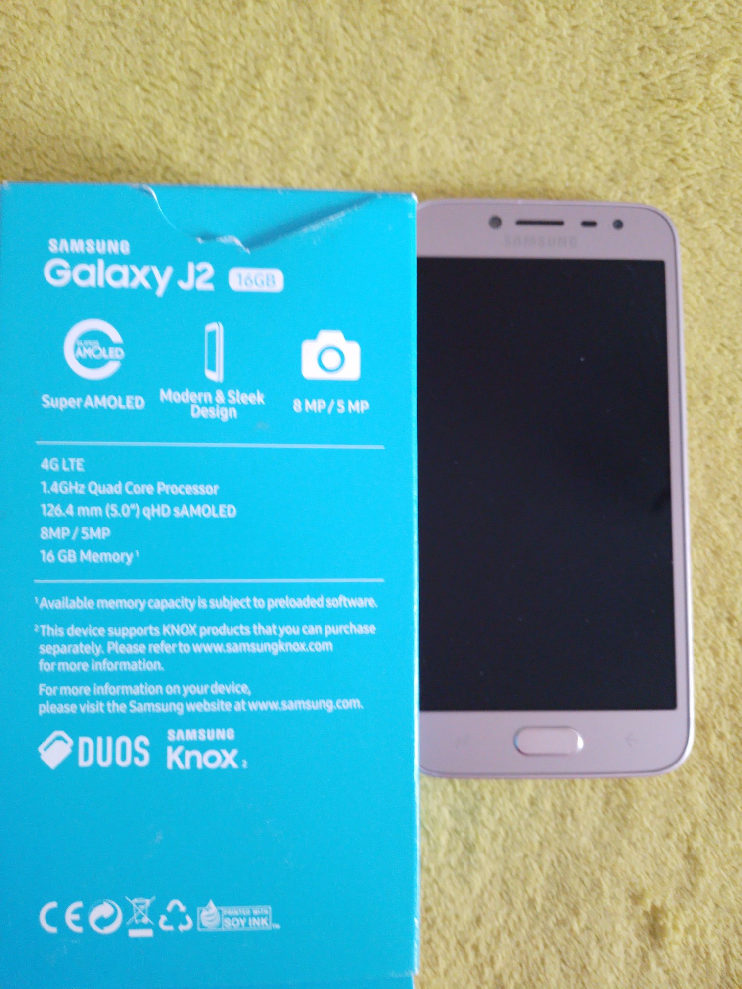 Телефон Samsung Galaxy SM- J250