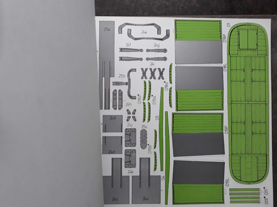 Model kartonowy Liberator GPM nr 6/97 duży format A 3