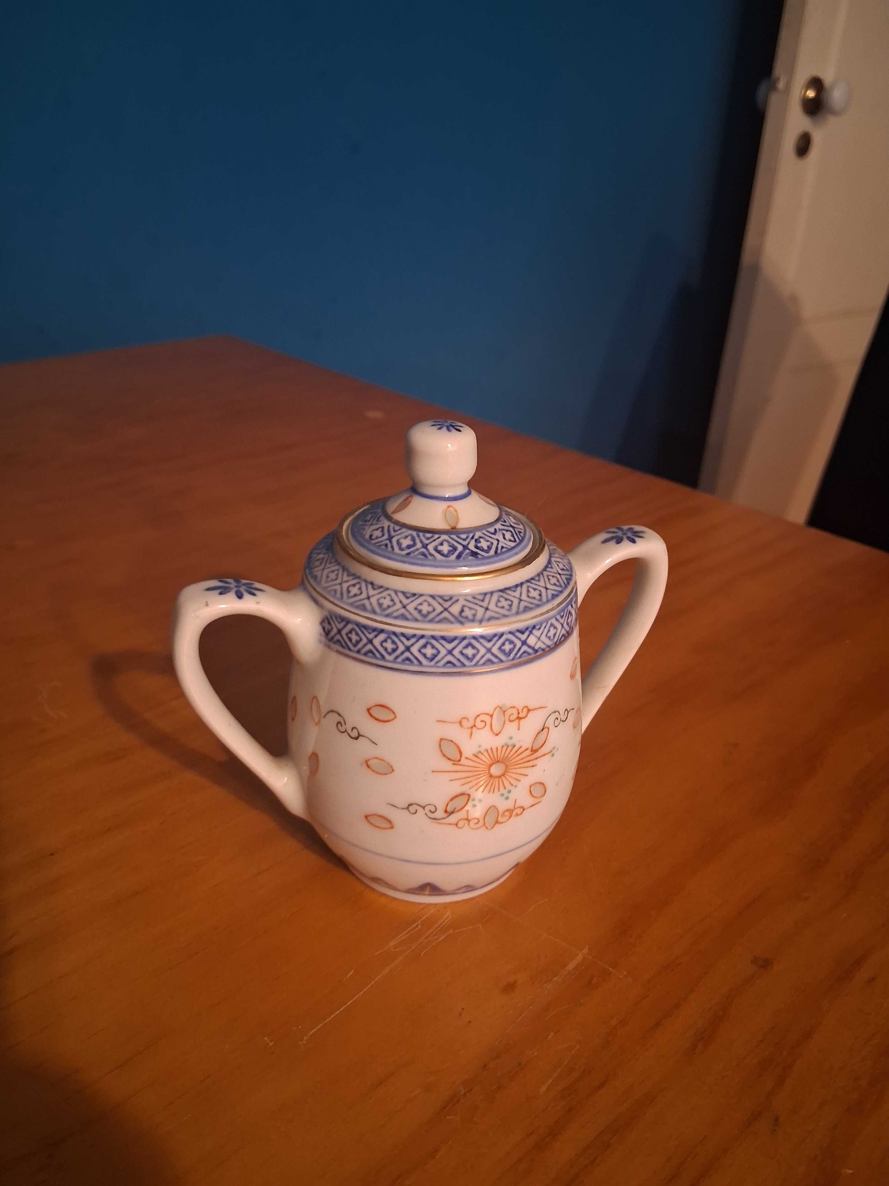 Serviço de chá e café chinês em porcelana Bago de Arroz 16 Peças