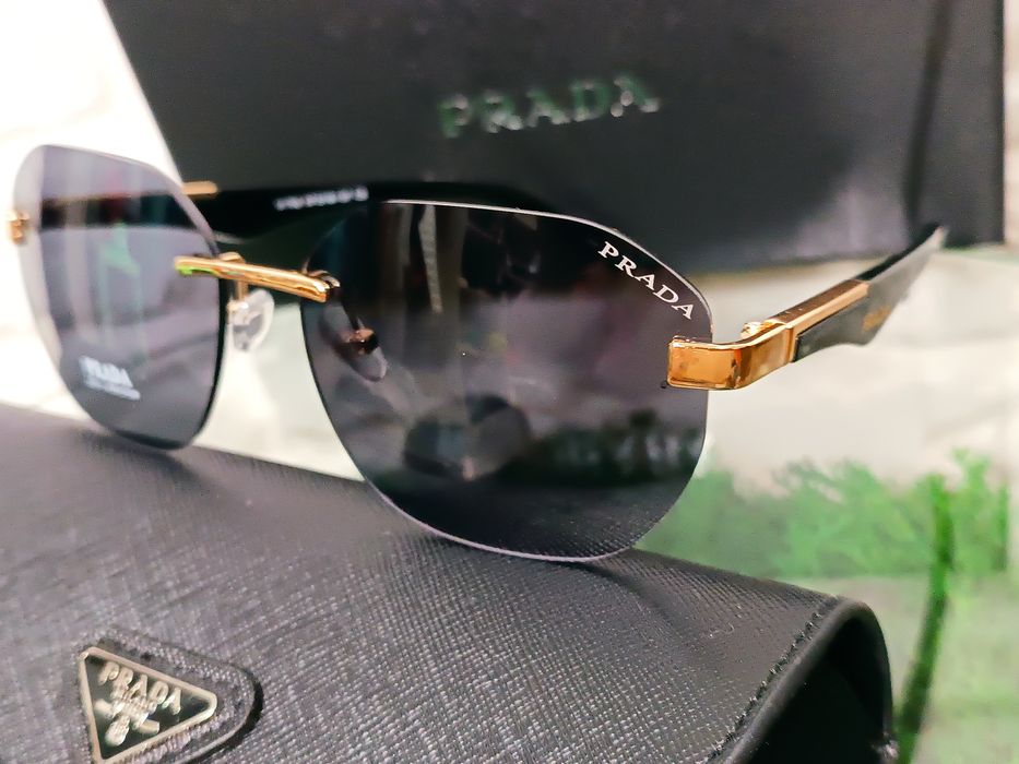 Брендові  жіночі окуляри  Prada. Нові.