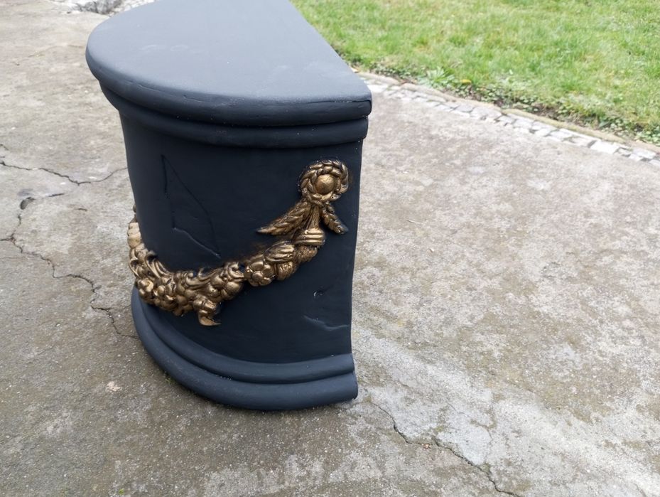 Półkolumna kolumna gipsowa czarny mat beż złoto