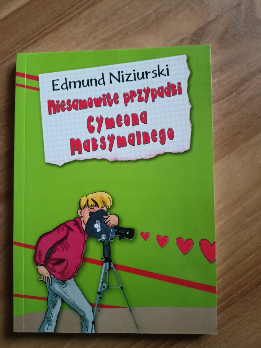 "Niesamowite przypadki Cymeona Maksymalnego". Edmund Niziurski