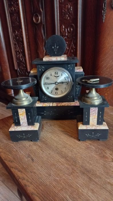 Sprzedam francuski zegar kominkowy ArtDeco marki Ucra