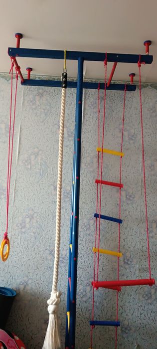 Шведська стінка. Спортивна стінка дитяча.