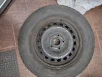 4 колеса 195/65 R 15 зима на дисках.