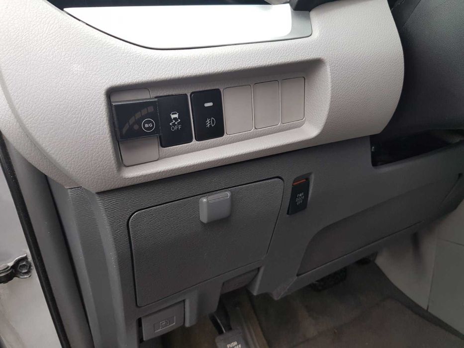 Toyota Sienna 2015год PRESTIGE