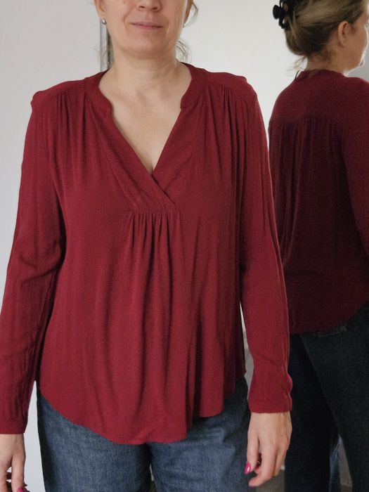 Bluzka koszulowa z dekoltem V elegancka idealna na święta