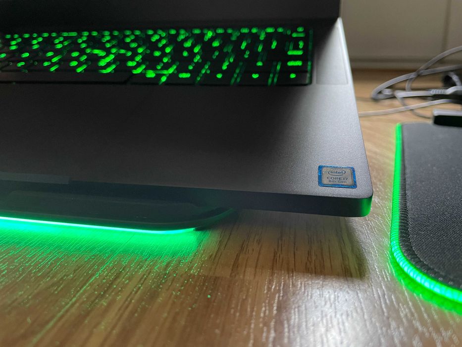 Ultrabook Razer Blade Stealth 13 MX150 i7-8565U 16GB ram + akcesoria