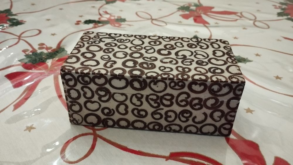 Caixinha jóias original de pau de canela