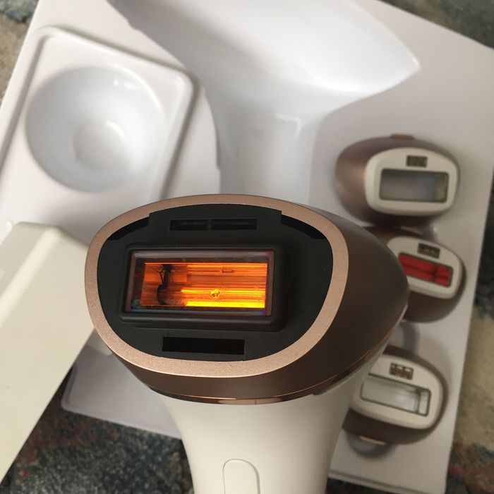 Depilator laserowy Philips Lumea BRI955/00