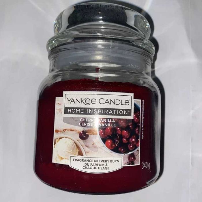 Nowa Świeca Yankee Candle Cherry Vanilla 340g