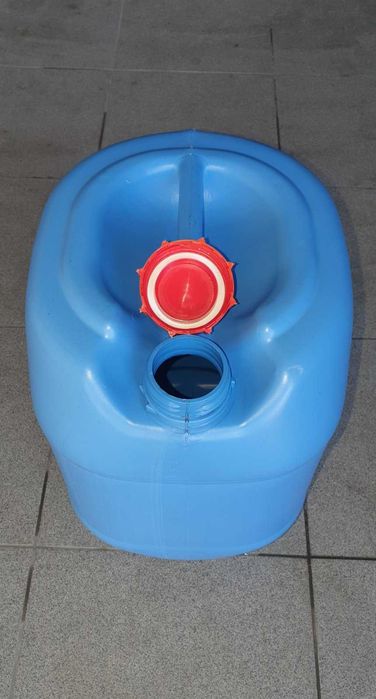 Каністра пластикова 20 л