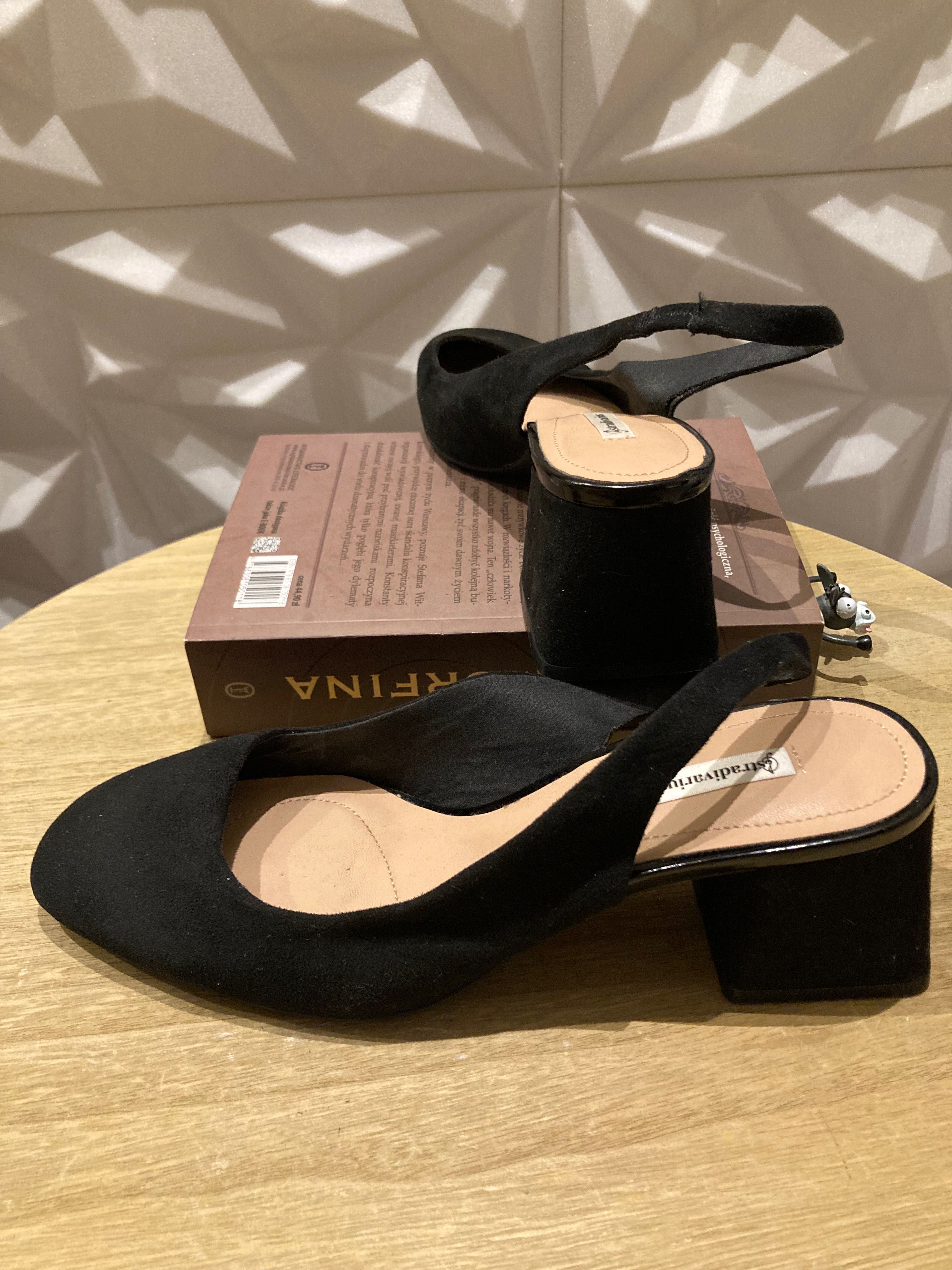 Stradivarius czarne buty na grubym obcasie 37