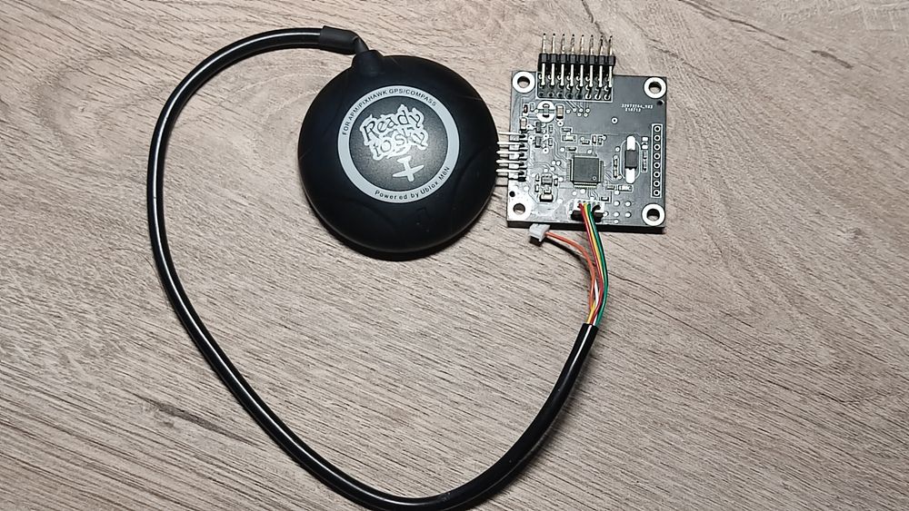 Карповый  кораблик .  GPS автопилот