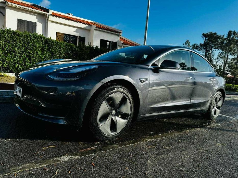 Aluguel TVDE Tesla