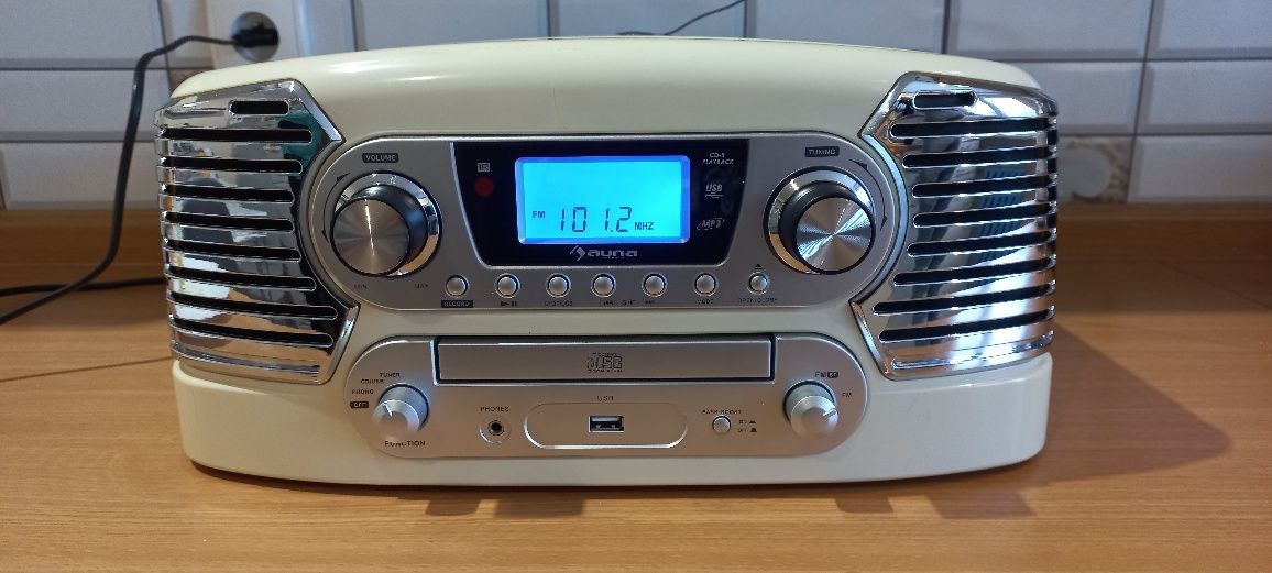 AUNA Gramofon radio CD MP3 USB