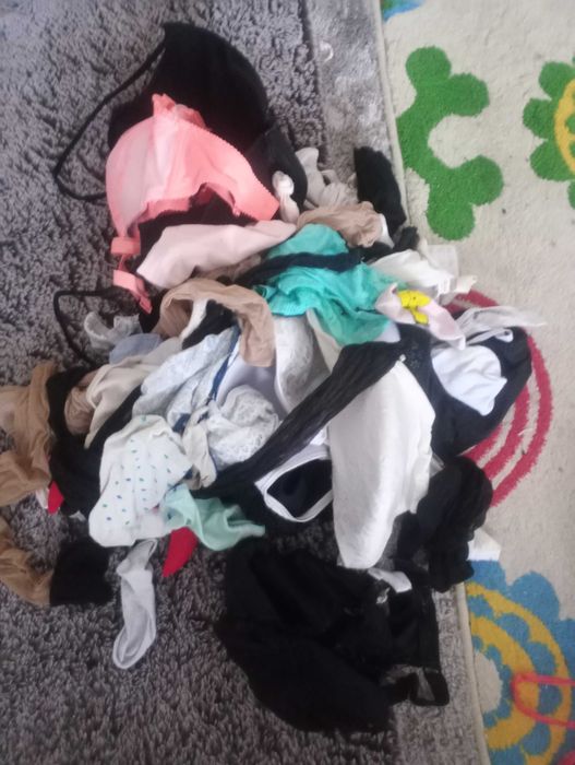 Zestaw damskiej bielizny majtki rajstopy