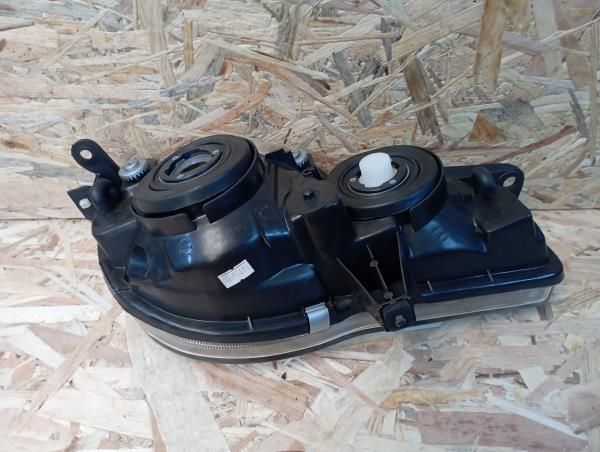 Ótica / farol esquerda TOYOTA Corolla Sedan (_E11_)