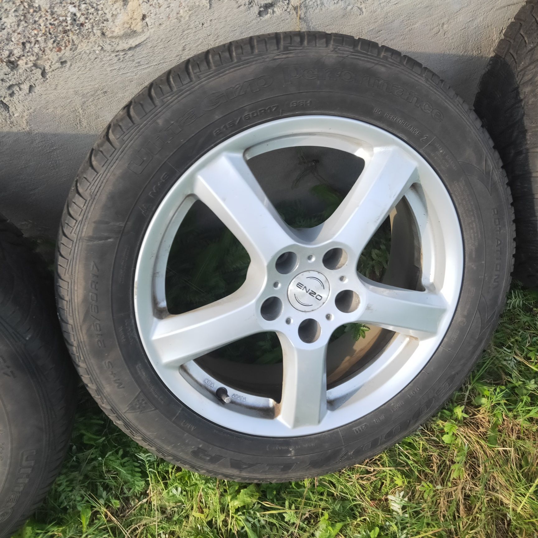 Felgi Aluminiowe 17 Cali Enzo 5x114,3 Komplet ET40 Mazda 7jx17H2 eby-5