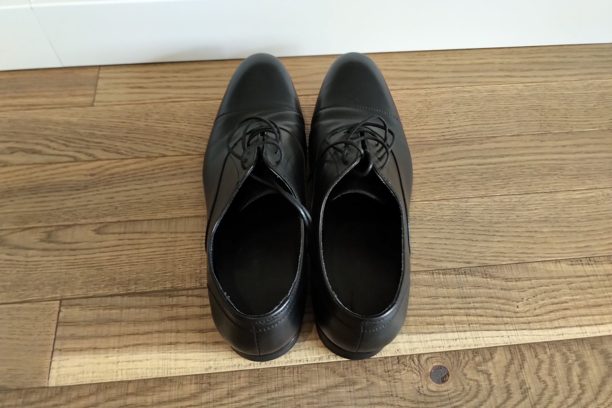 Eleganckie wyjsciowe buty męskie Zara Man 42 skóra czarne