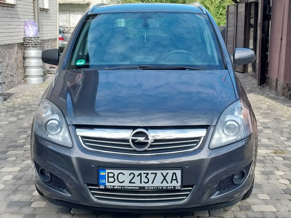 Opel Zafira 2011